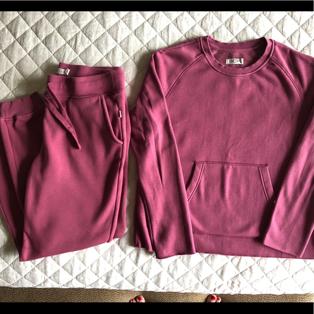 UGG sweatshirt & joggers